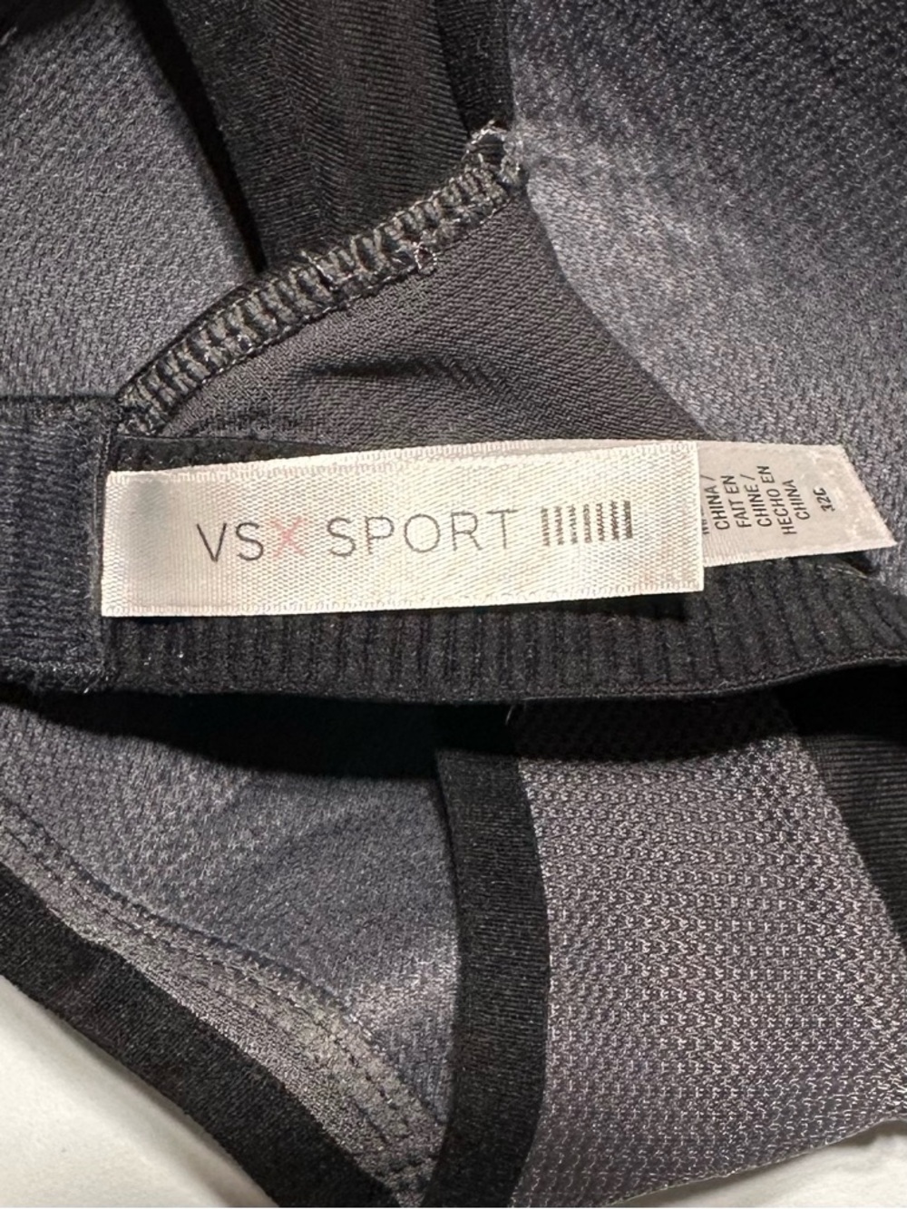 Victoria’s Secret VSX 32C High Impact Racerback Mesh Sports Bra Black - Picture 4 of 6